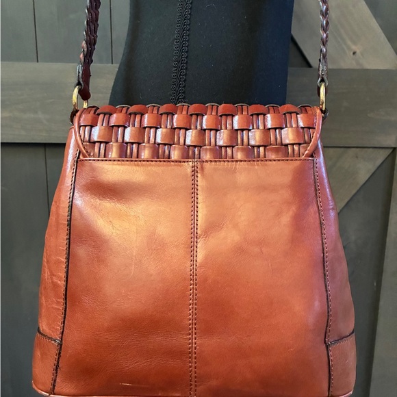 Vintage Woven Leather Shoulder Bag - Picture 6 of 11